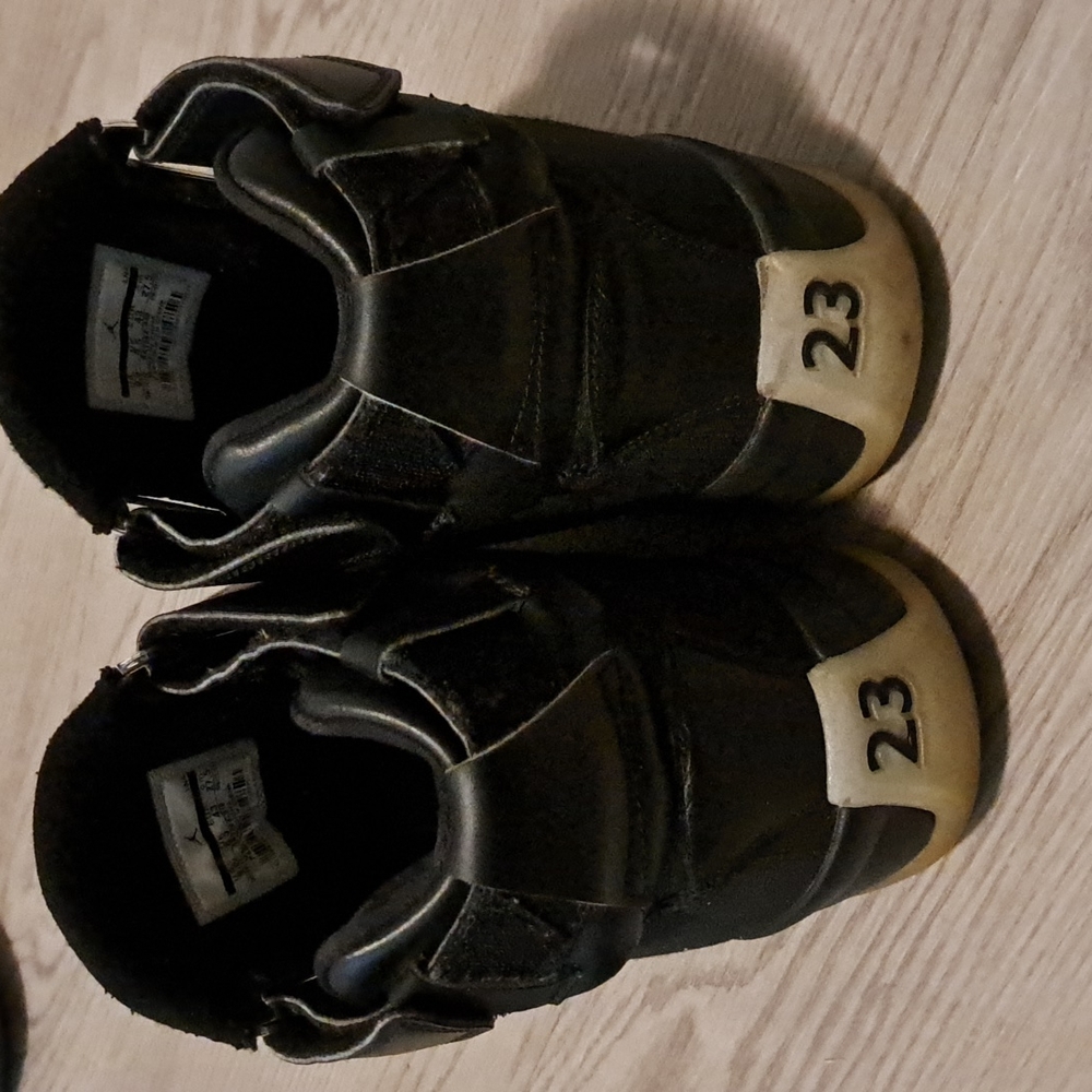 Jordan's - Picture 2 of 8